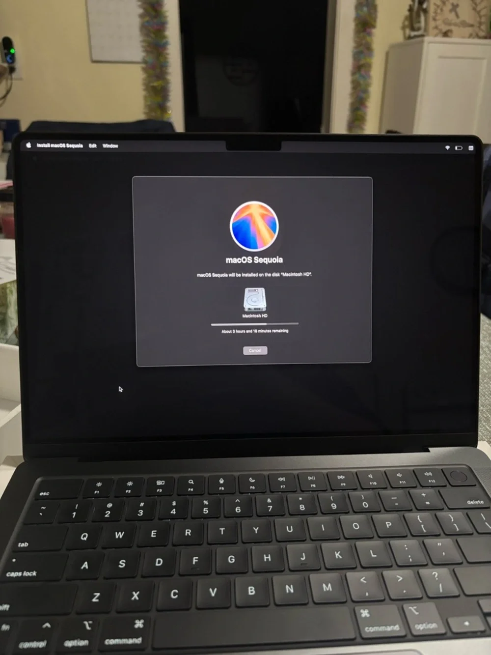 Apple MacBook Pro in Space Gray - Retail Box